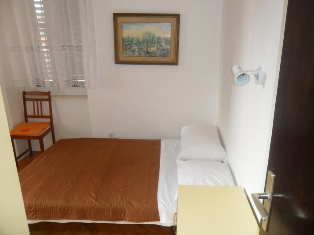 Apartments Villa Dube สปลิท ภายนอก รูปภาพ