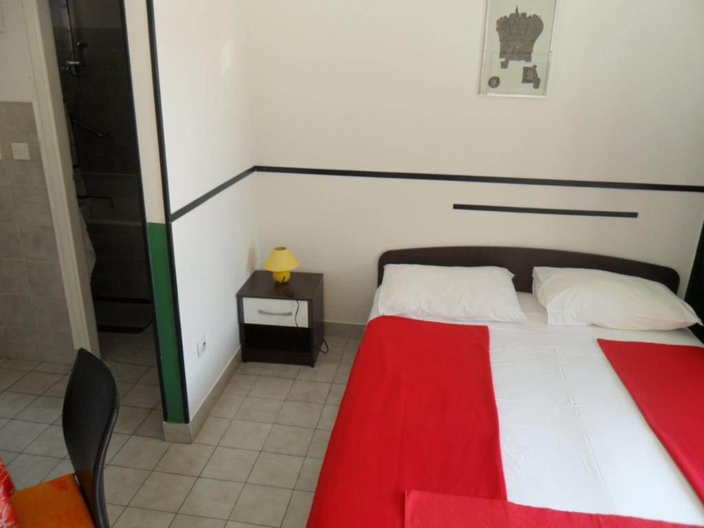 Apartments Villa Dube สปลิท ภายนอก รูปภาพ
