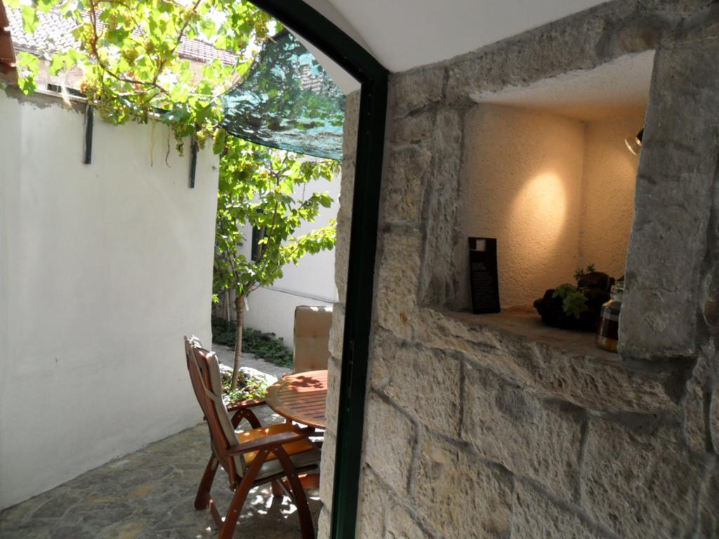 Apartments Villa Dube สปลิท ภายนอก รูปภาพ